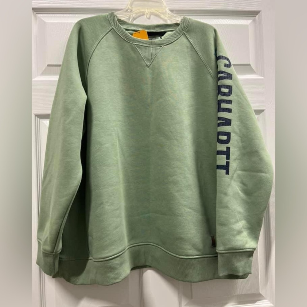 NWT Women’s size 3x Carhartt sweatshirt